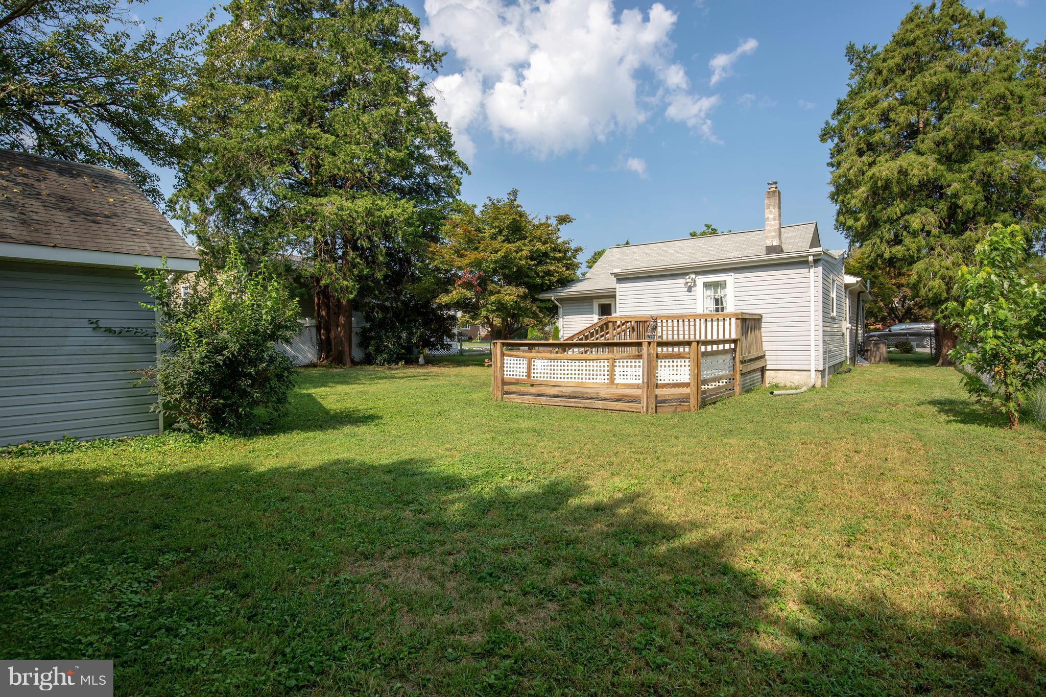 221 Dale Road Pasadena, MD 21122 - Photo 3 of 22 Exterior (Rear)