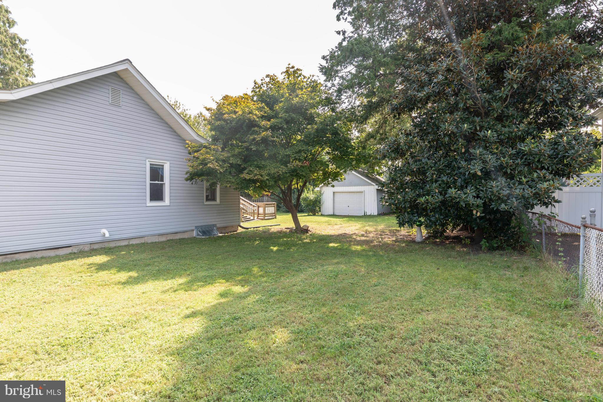 221 Dale Road Pasadena, MD 21122 - Photo 5 of 22 Exterior (General)