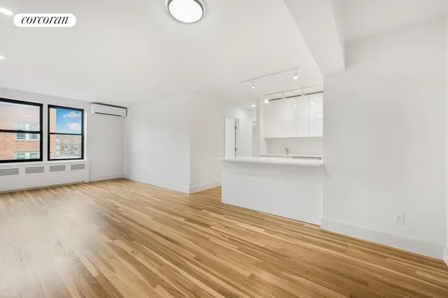 $895,000 | 9511 Shore Road, Unit 609 | Bay Ridge