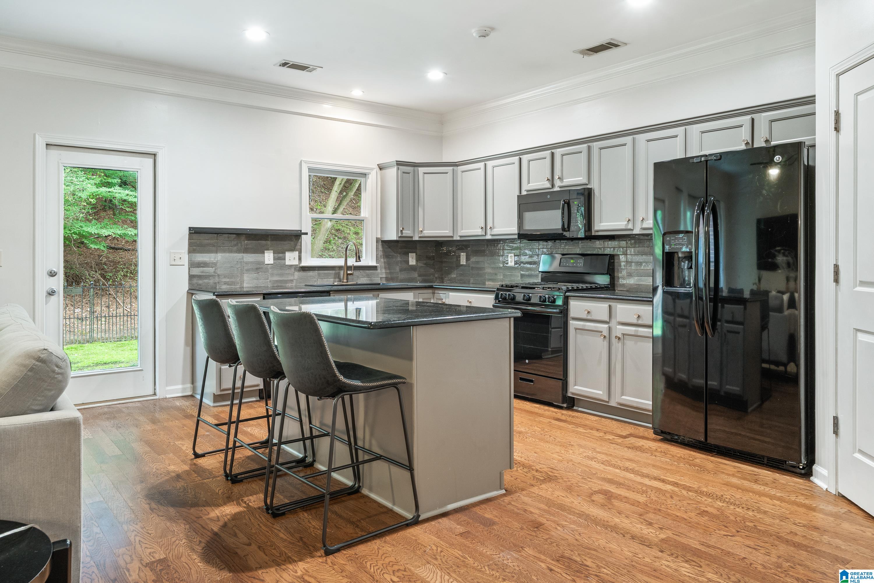 1033 Inverness Cove Way Birmingham, AL 35242 - Photo 13 of 49