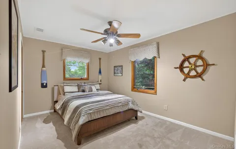 $1,399,999 | 12 Wildwood Drive, Dix Hills, NY 11746