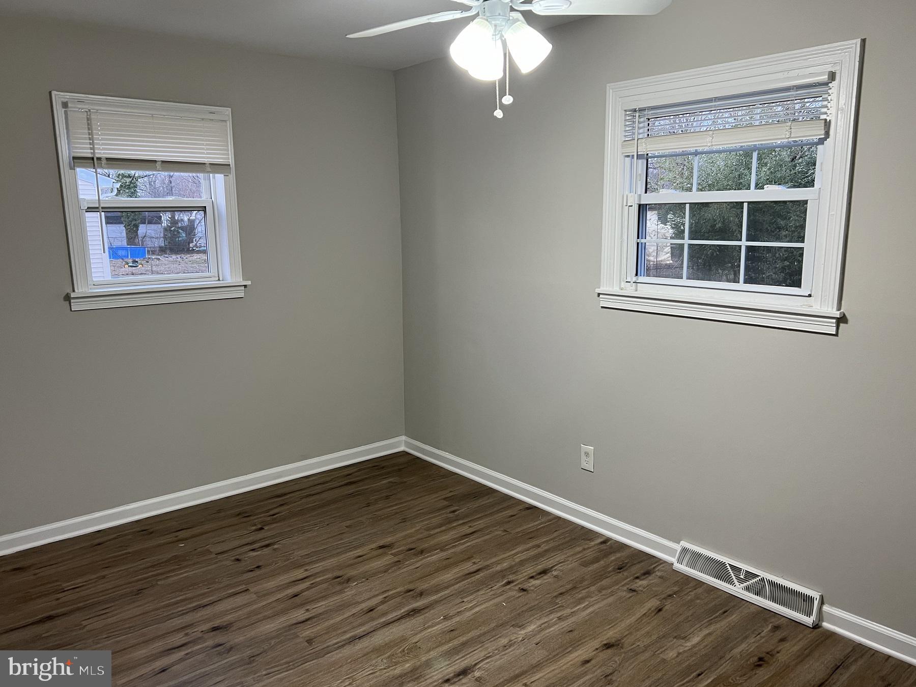 110 East Colton Lane Williamstown, NJ 08094 - Photo 12 of 17