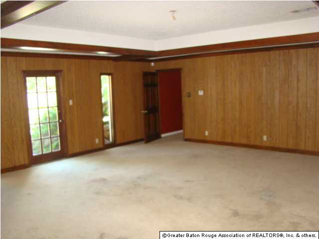 10135 Ridgely Drive Baton Rouge, LA 70809 - Photo 3 of 5