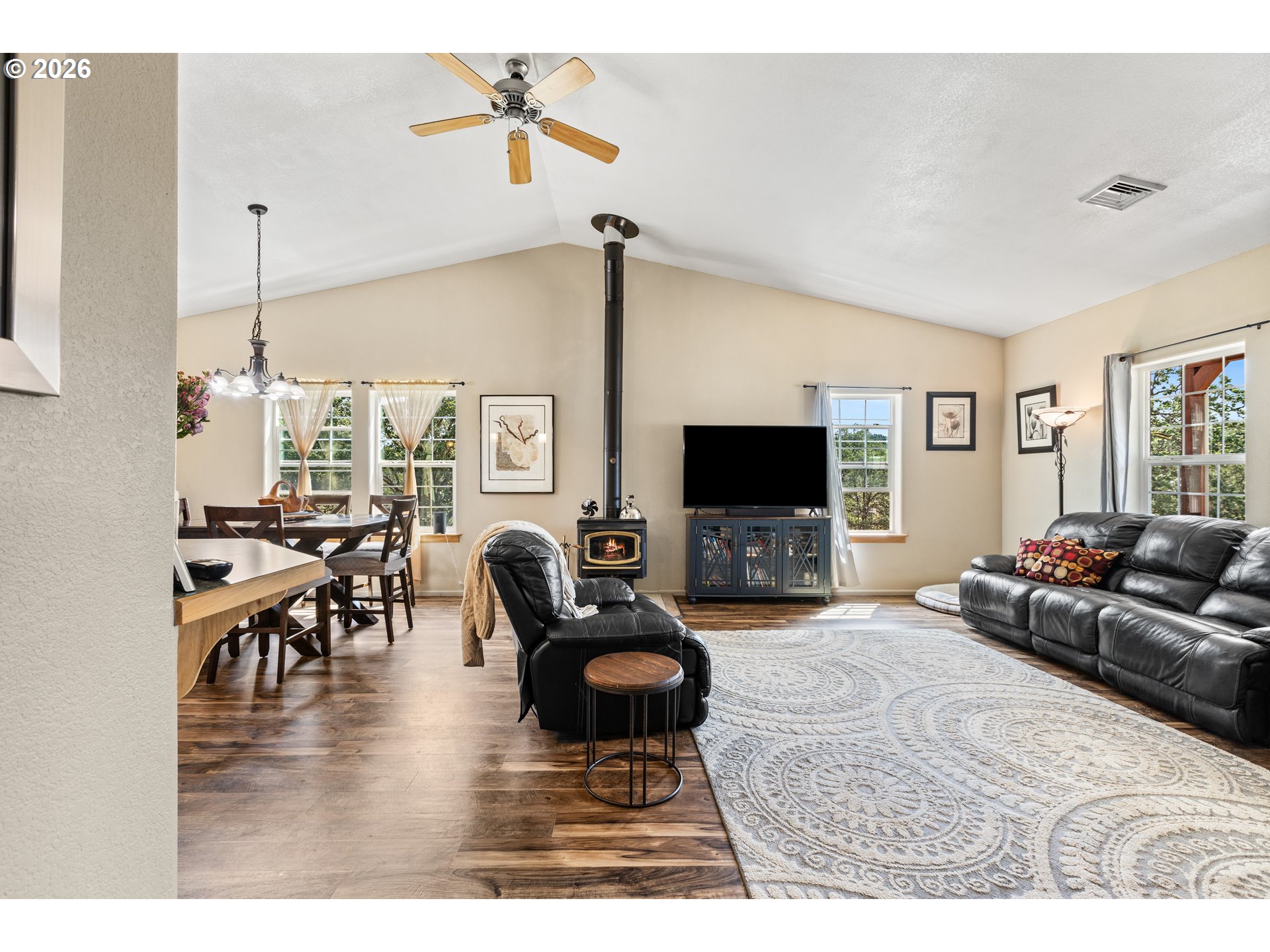 445 Green Valley Road Oakland, OR 97462 - Photo 20 of 48