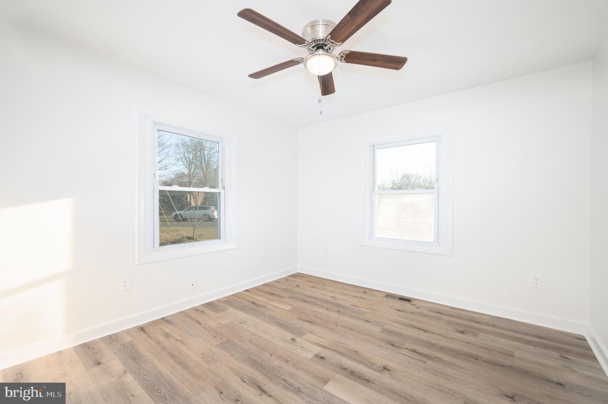 7927 Russell Road Alexandria, VA 22309 - Photo 11 of 30 Gallery Image 11