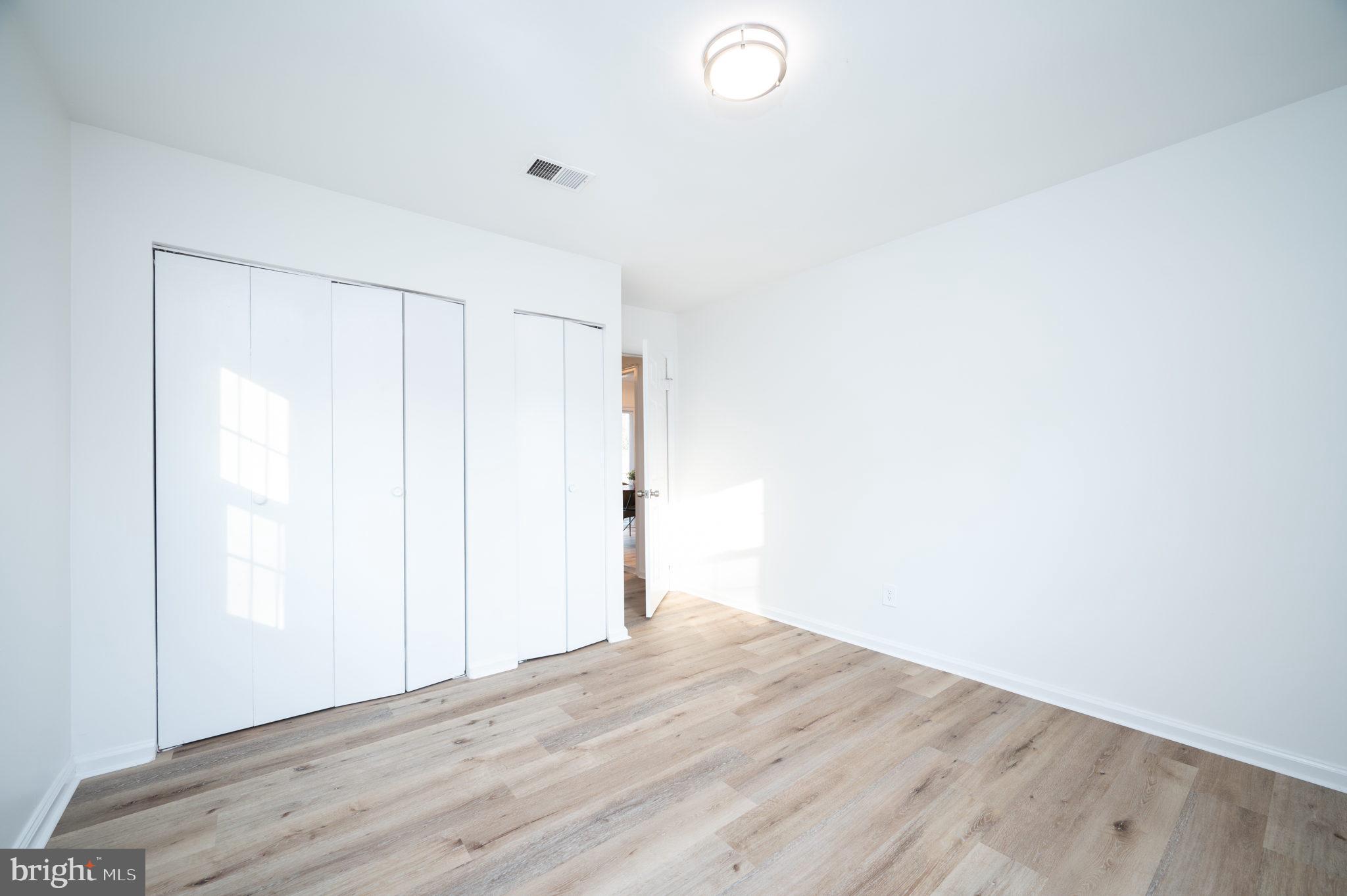7927 Russell Road Alexandria, VA 22309 - Photo 14 of 30 Gallery Image 14