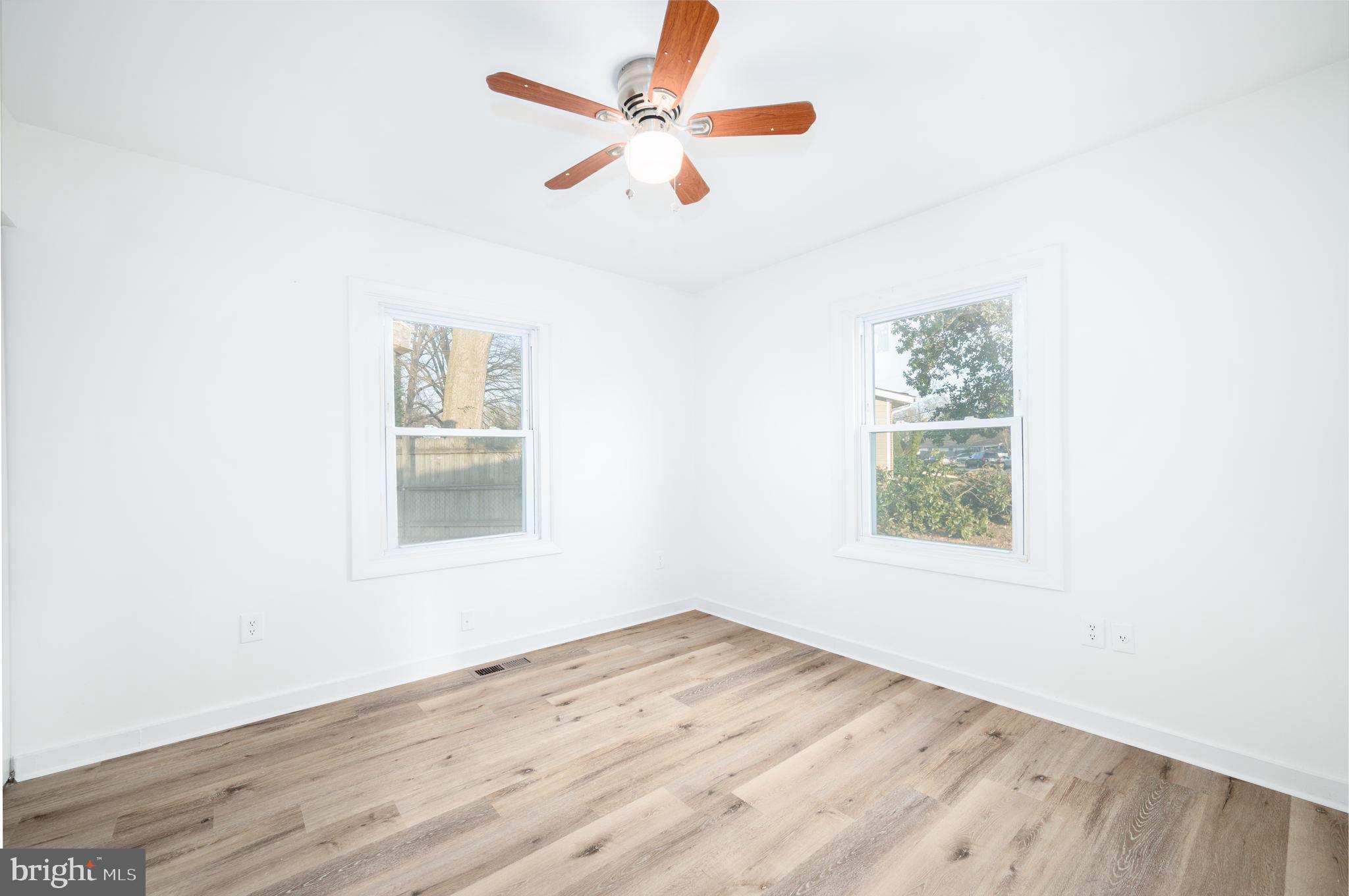 7927 Russell Road Alexandria, VA 22309 - Photo 9 of 30 Gallery Image 9