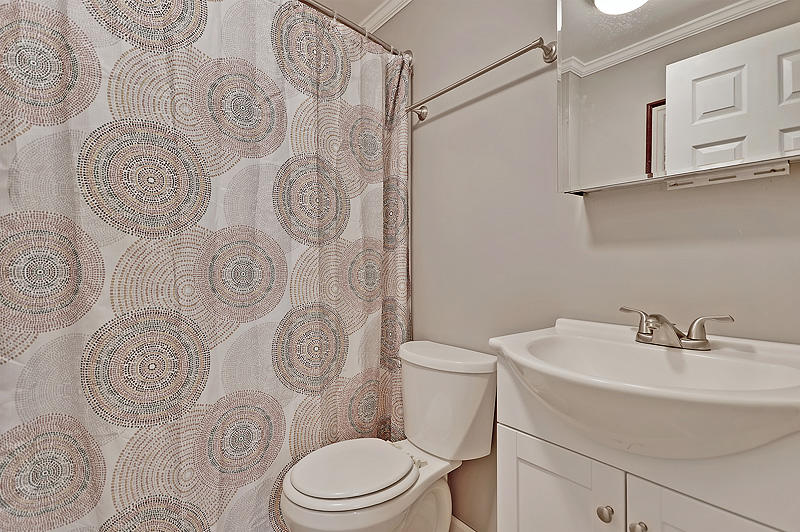 2047 Highway 61 Ridgeville, SC 29472 - Photo 23 of 30 Guest Bath