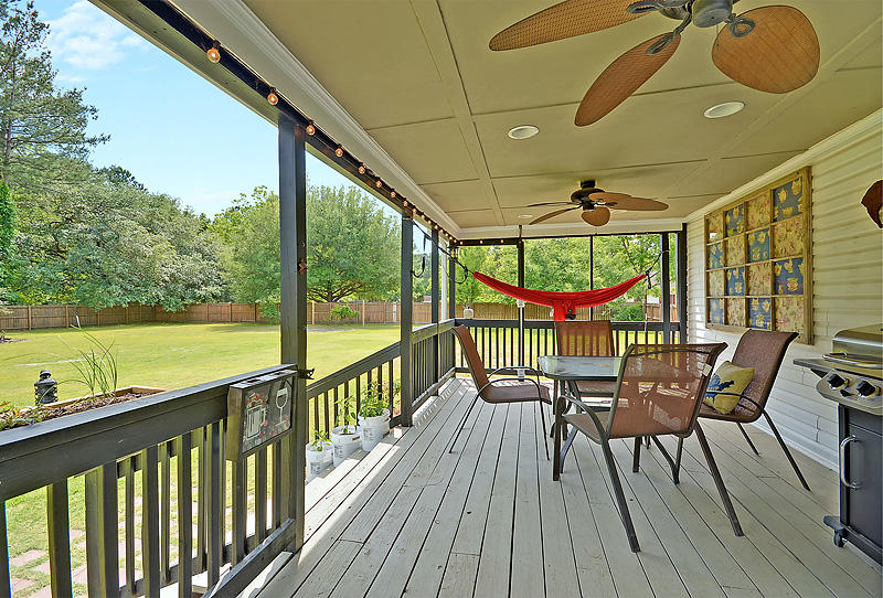 2047 Highway 61 Ridgeville, SC 29472 - Photo 24 of 30 Porch