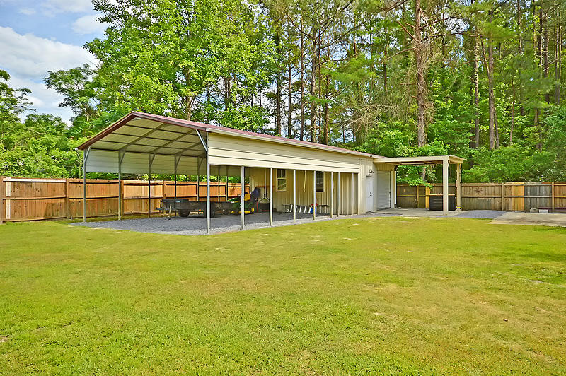 2047 Highway 61 Ridgeville, SC 29472 - Photo 26 of 30 Workshop - Carport