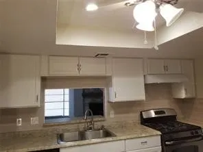 $1,960 | 1511 Alderbrook Drive, Sugar Land, TX 77498