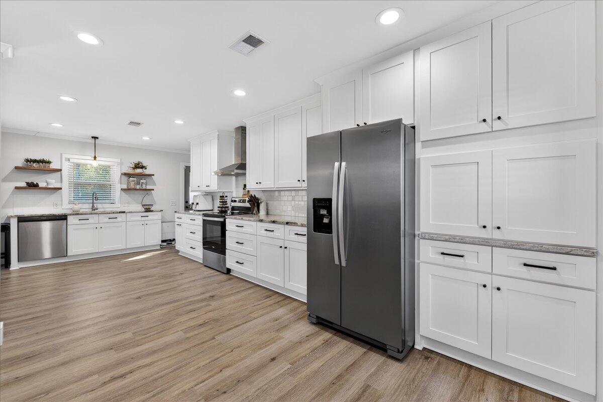 693 State Rd S-38-200 Santee, SC 29142 - Photo 12 of 30 11-Maddie Breggia - DSC00659