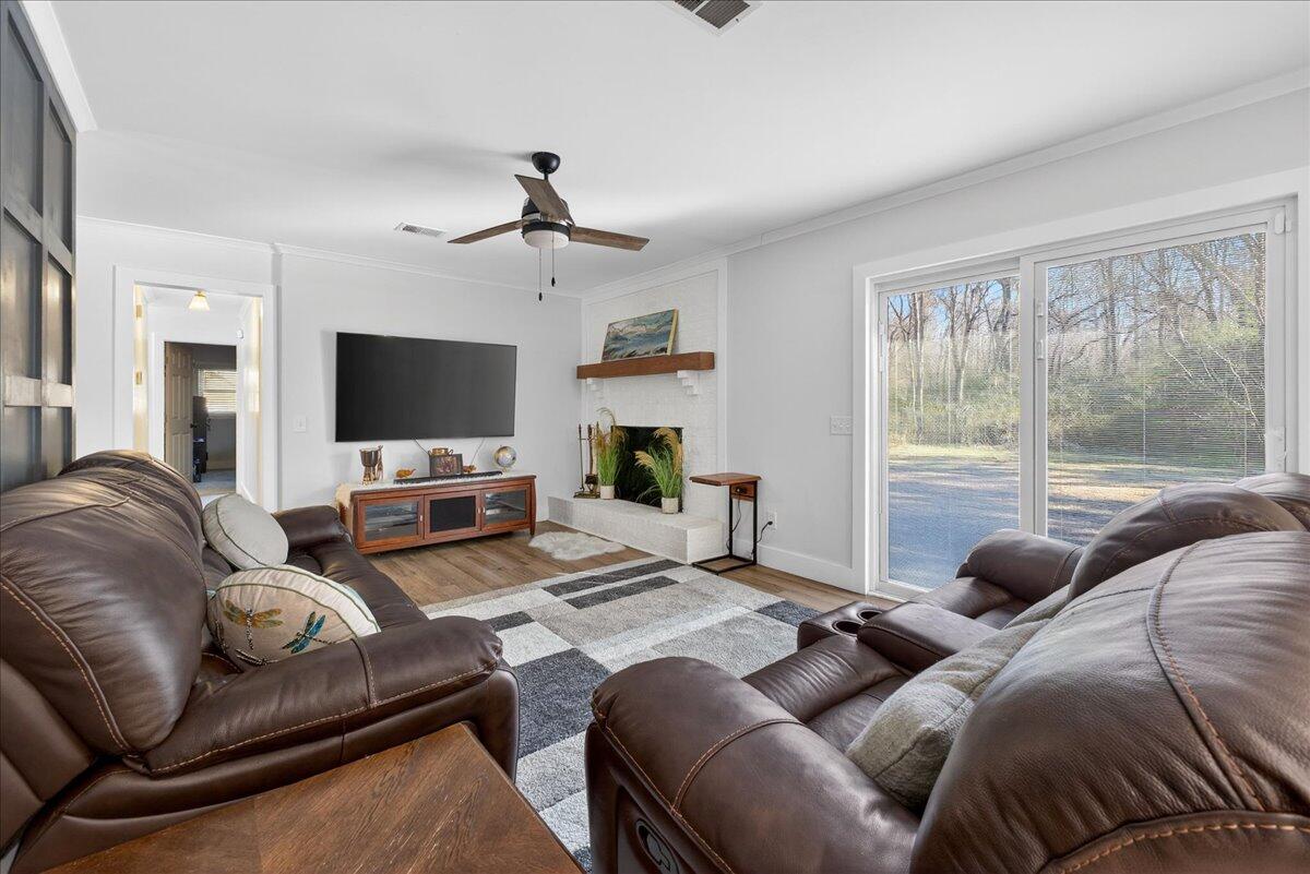 693 State Rd S-38-200 Santee, SC 29142 - Photo 17 of 30 18-Maddie Breggia - DSC00686