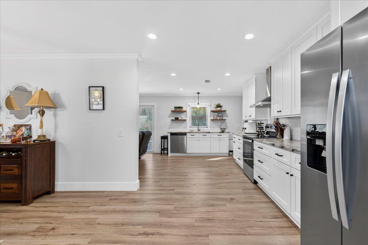 693 State Rd S-38-200 Santee, SC 29142 - Photo 6 of 30 12-Maddie Breggia - DSC00663