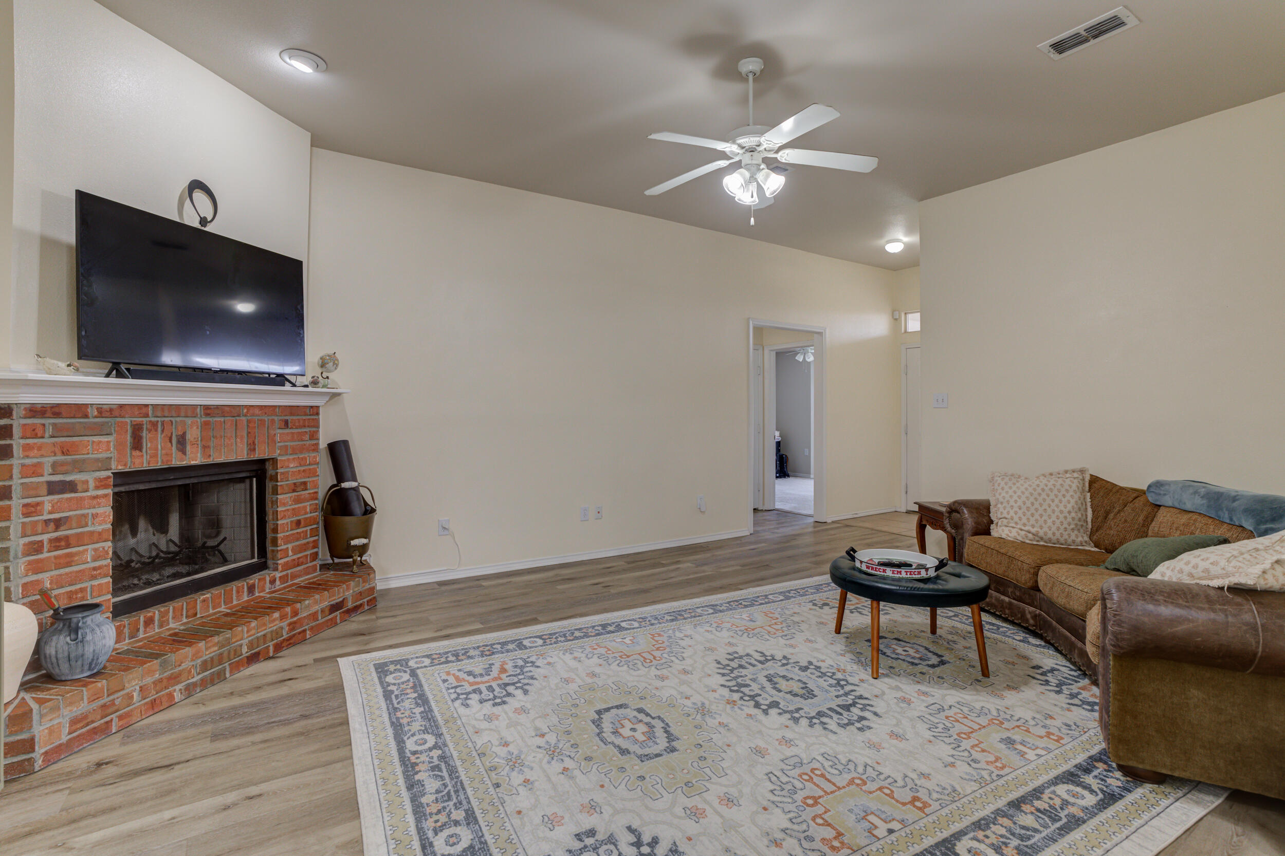 5729 106th Street Lubbock, TX 79424 - Photo 9 of 25 DSC08379_80_81_82_83