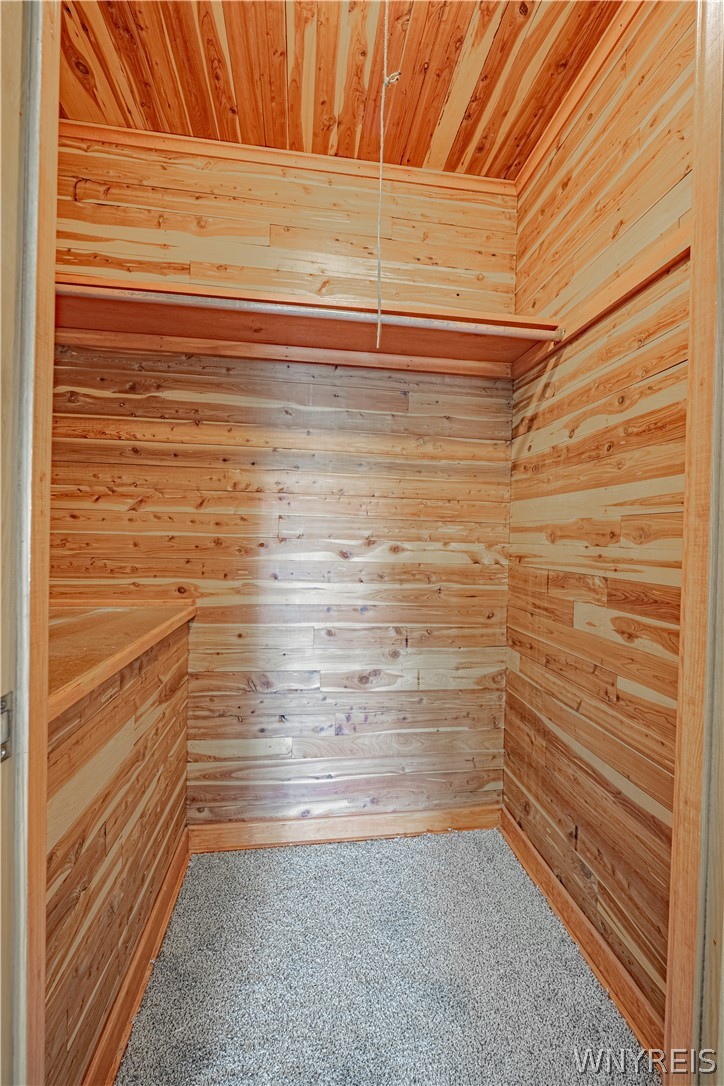 7132 Nash Road Wheatfield, NY 14120 - Photo 18 of 41 cedar closet