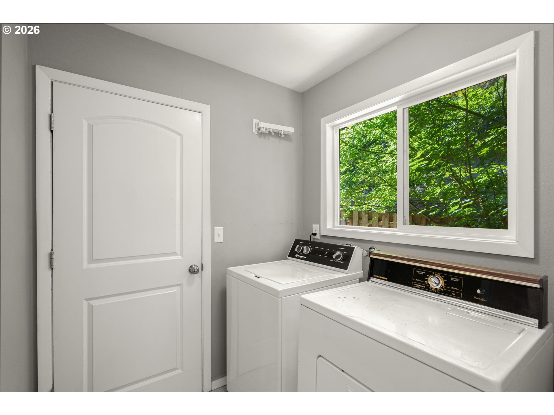 7175 Southwest Palmer Way Beaverton, OR 97007 - Photo 24 of 27 Laundry