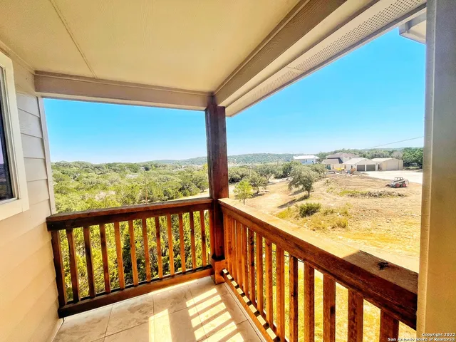 $1,750 | 1889 Windmere, Canyon Lake, TX 78133