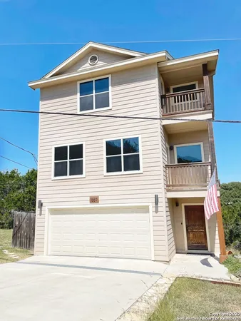 $1,675 | 1889 Windmere, Canyon Lake, TX 78133