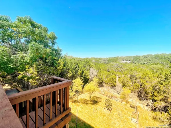 $1,675 | 1889 Windmere, Canyon Lake, TX 78133