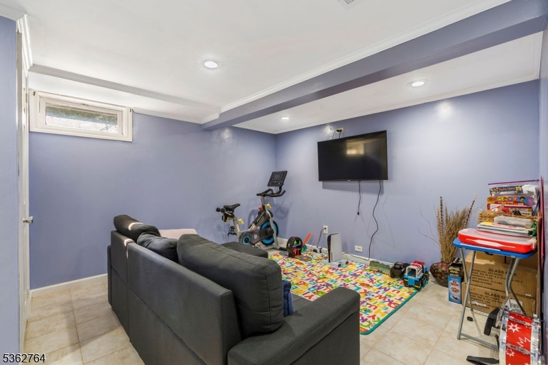 132 Parkside Road Plainfield, NJ 07060 - Photo 18 of 34