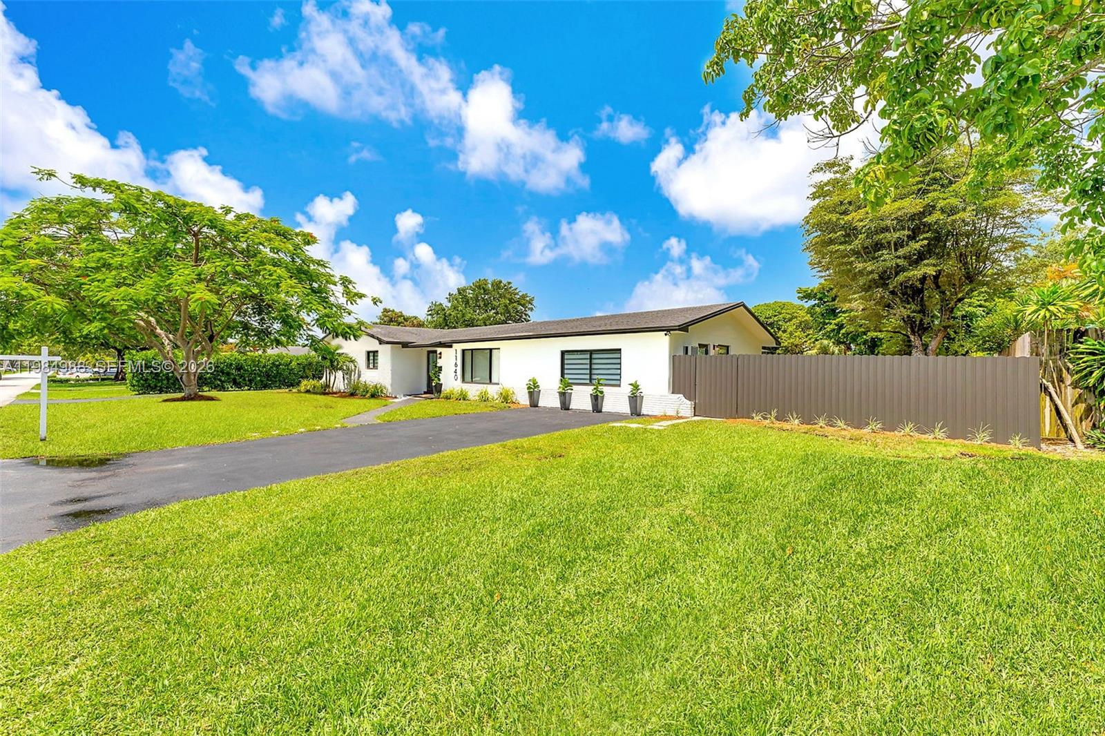 11640 Southwest 99th Court Miami, FL 33176 - Photo 2 of 41