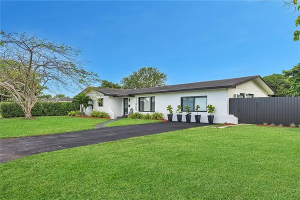 $7,300 | 11640 Southwest 99th Court, Miami, FL 33176