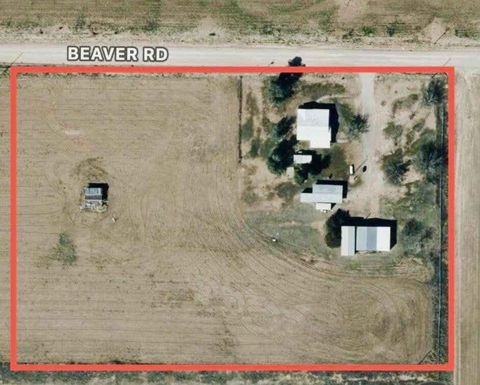 6212 Beaver Road Levelland, TX 79336 - Photo 2 of 24 Image