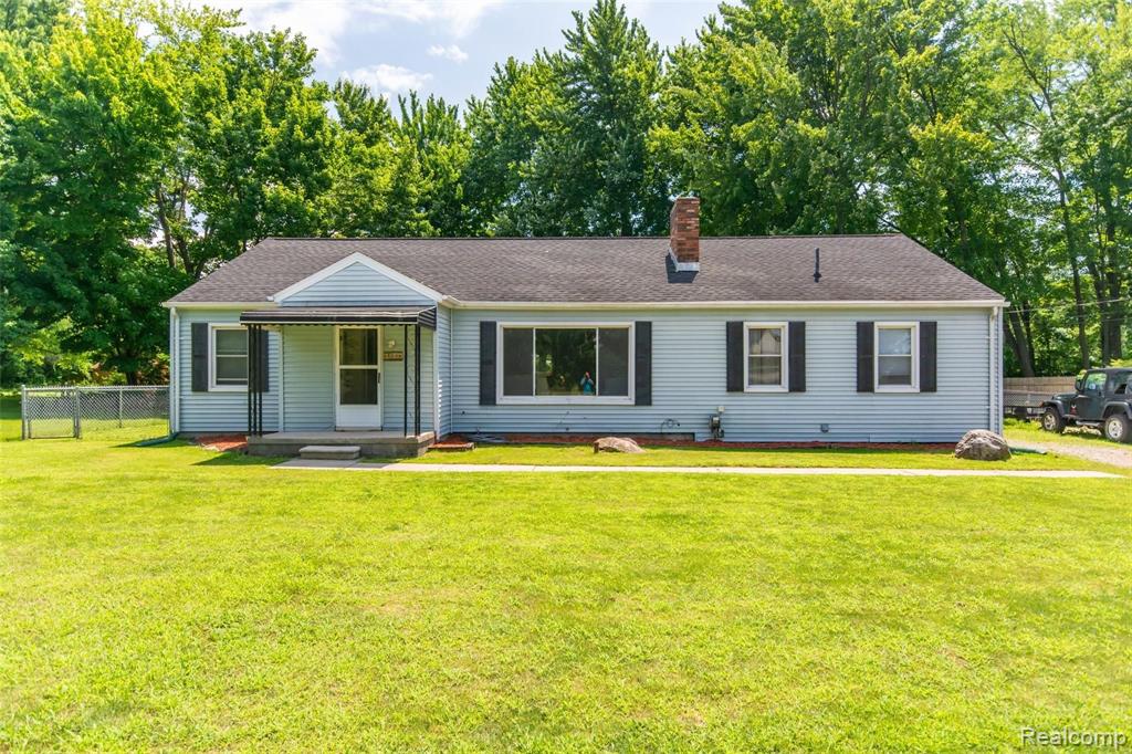 826 Michelson Road Rochester Hills, MI 48307 - Photo 1 of 34