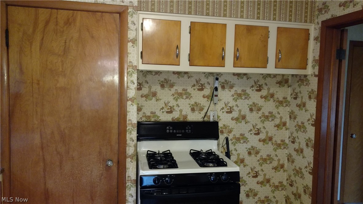 14804 Alger Road Cleveland, OH 44111 - Photo 13 of 16 Gallery Image 13