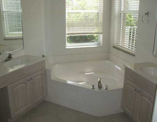 10091 Diamond Lake Road Boynton Beach, FL 33437 - Photo 8 of 10 Additional Photo