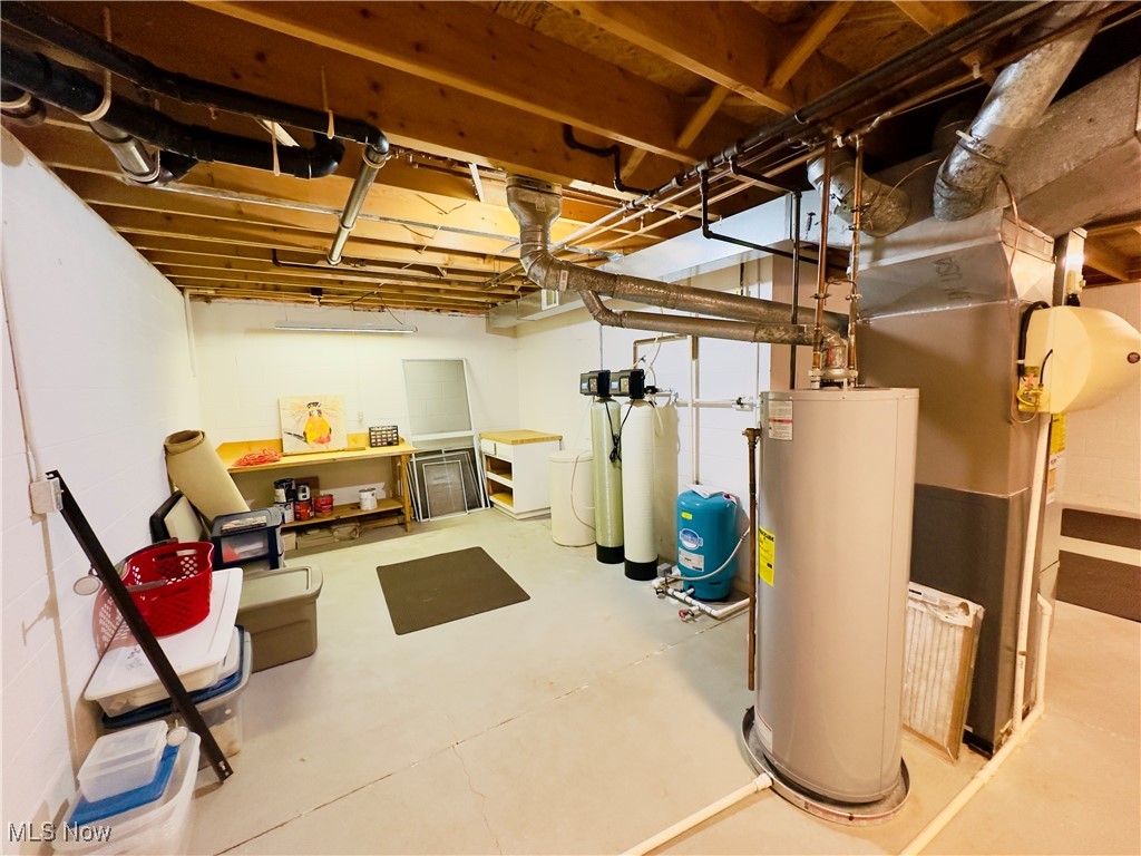3530 State Road Medina, OH 44256 - Photo 44 of 47 Unfinished below grade area with gas water heater