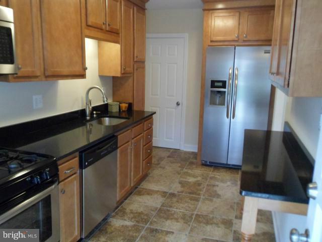 1517 Tunlaw Road Baltimore, MD 21218 - Photo 27 of 30 Kitchen