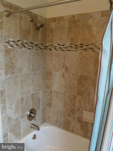 1517 Tunlaw Road Baltimore, MD 21218 - Photo 28 of 30 Upper Bath