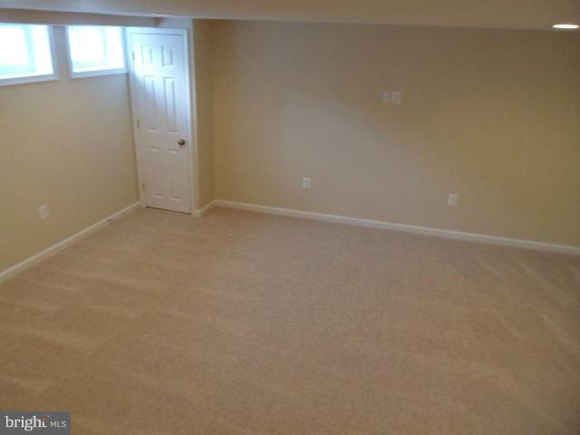 1517 Tunlaw Road Baltimore, MD 21218 - Photo 5 of 30 Rec Room