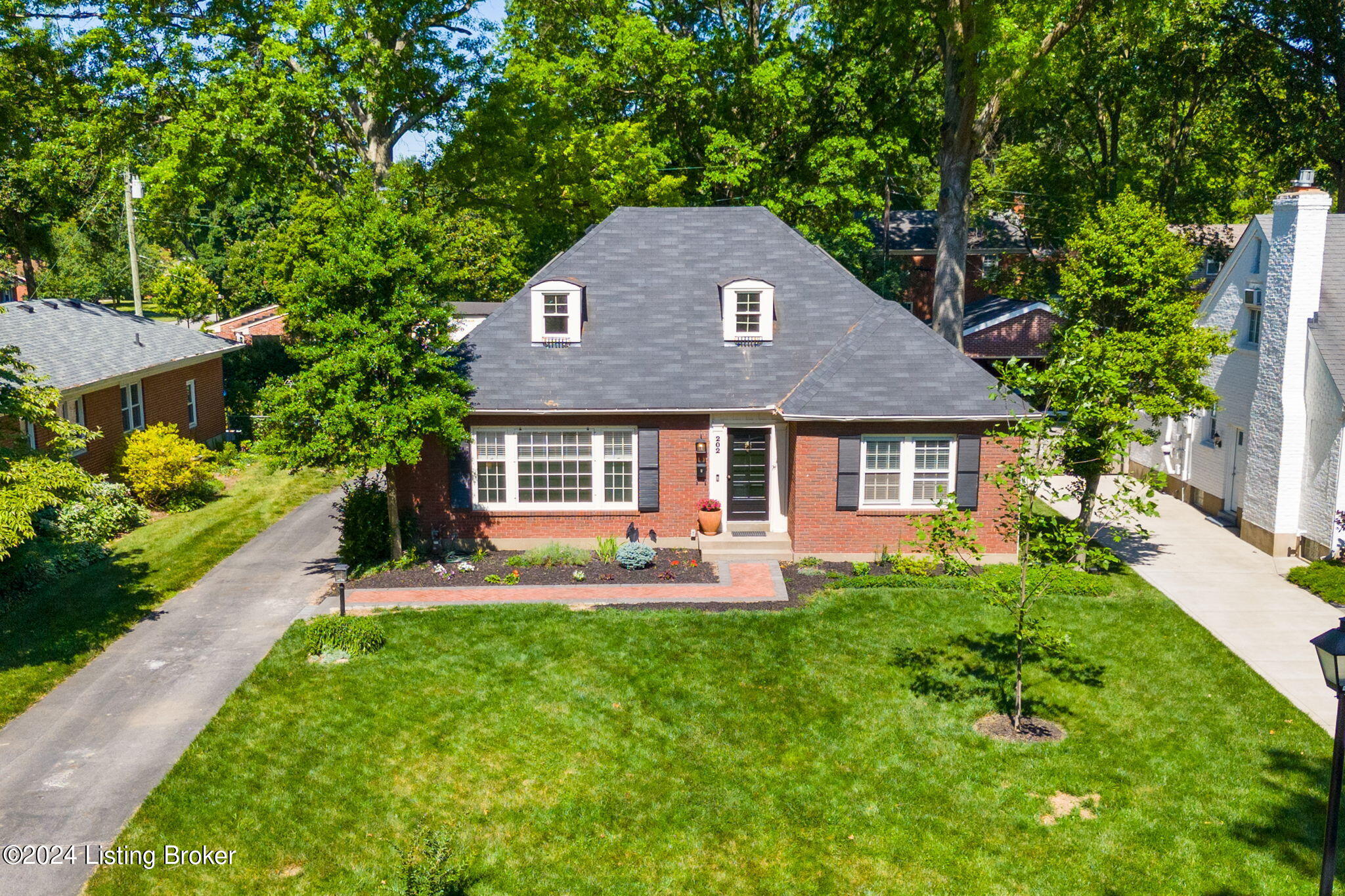 202 Ring Road Louisville, KY 40207 - Photo 61 of 61 202 Ring Rd-22