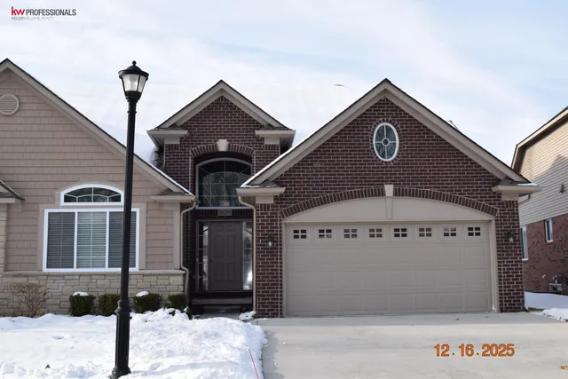 $3,000 | 30295 Berghway Trail, Warren, MI 48092