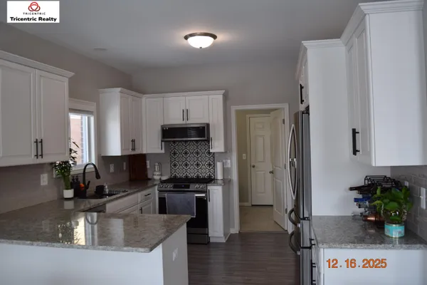 $2,850 | 30295 Berghway Trail, Warren, MI 48092