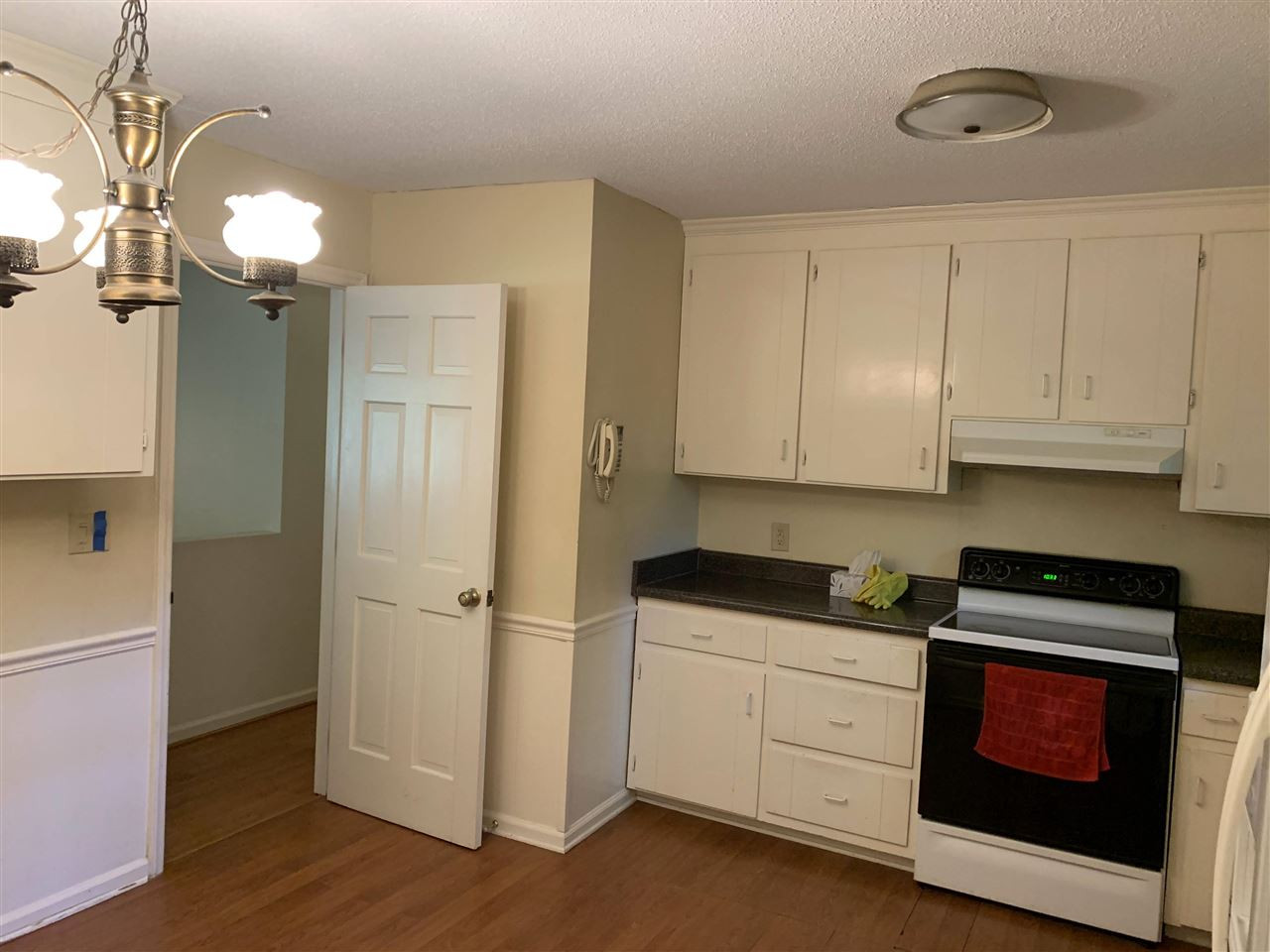 4405 Old Colony Road Raleigh, NC 27613 - Photo 7 of 17 Photo 7