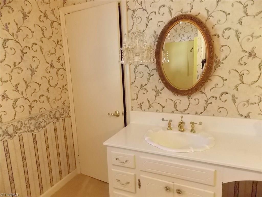 274 Turner Mountain Road Mount Airy, NC 27030 - Photo 8 of 16 Bathroom 2