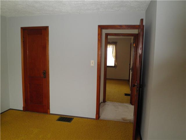 3715 Bluff Road Indianapolis, IN 46217 - Photo 11 of 17 Gallery Image 11
