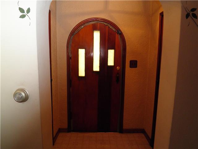 3715 Bluff Road Indianapolis, IN 46217 - Photo 5 of 17 Gallery Image 5