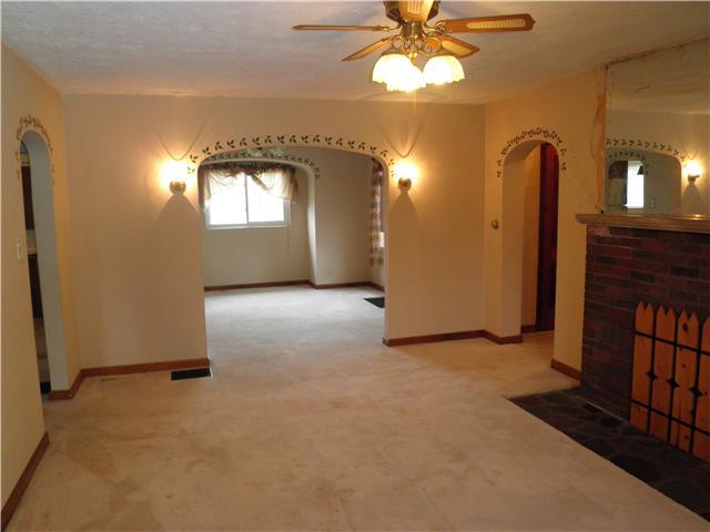 3715 Bluff Road Indianapolis, IN 46217 - Photo 6 of 17 Gallery Image 6