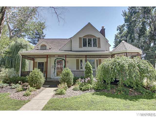 118 Windermere Road Lockport Town, NY 14094 - Photo 1 of 1 Exterior Front