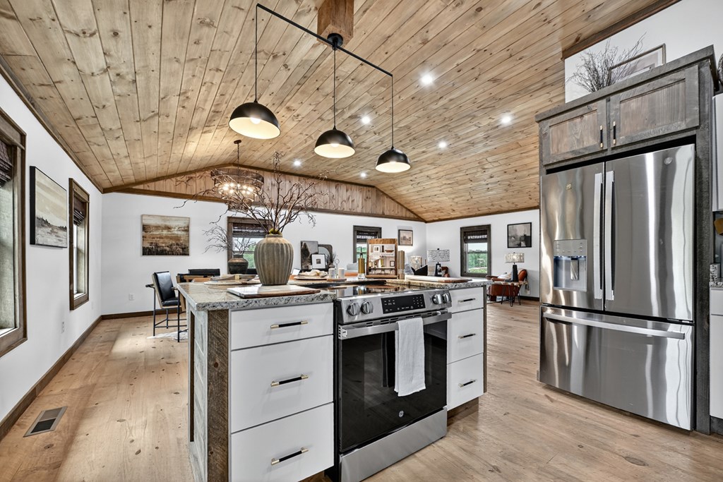 37 Hill Street Blue Ridge, GA 30513 - Photo 15 of 47 Gallery Image 15