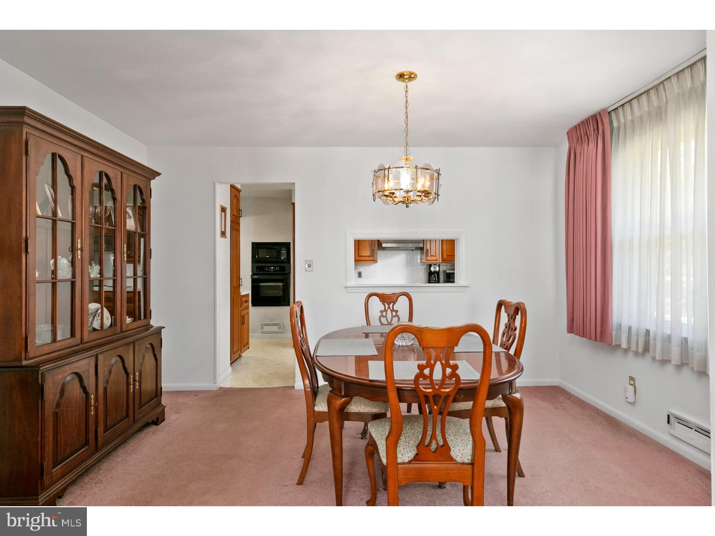 112 Antietam Road Cherry Hill, NJ 08034 - Photo 4 of 19 Dining Room