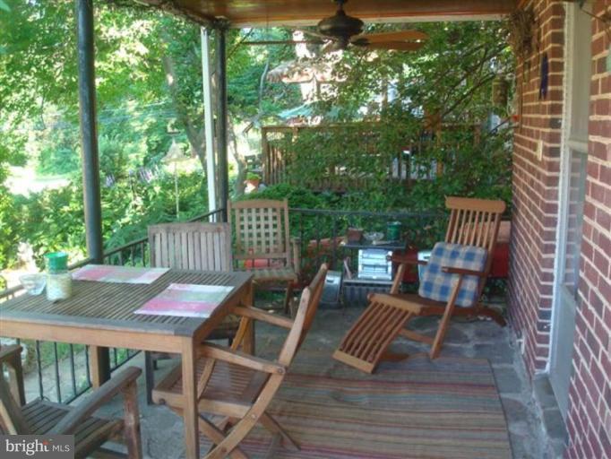 33 Tanglewood Road Catonsville, MD 21228 - Photo 2 of 19 Back Porch