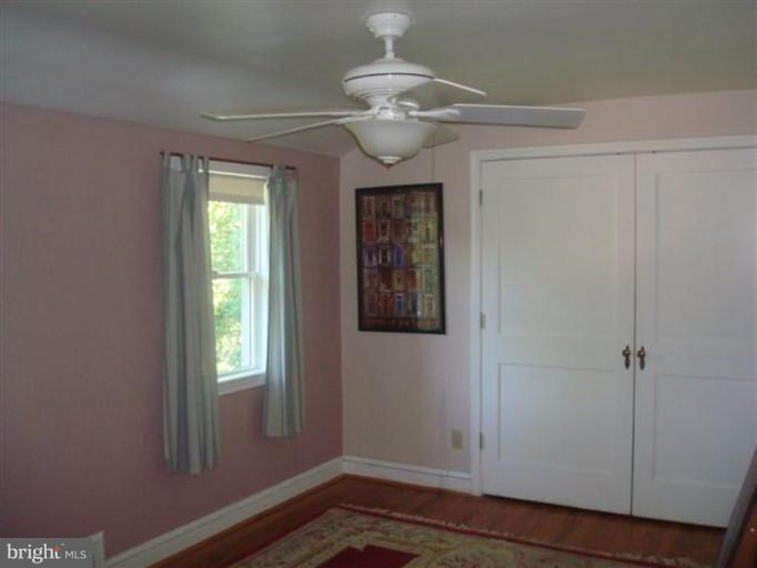 33 Tanglewood Road Catonsville, MD 21228 - Photo 15 of 19 Bedroom #2