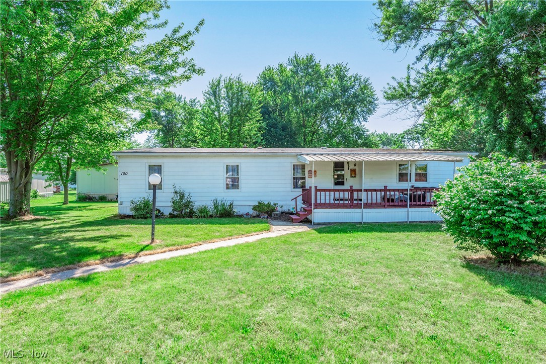 100 Raleigh Drive Elyria, OH 44035 - Photo 1 of 41 Gallery Image 1