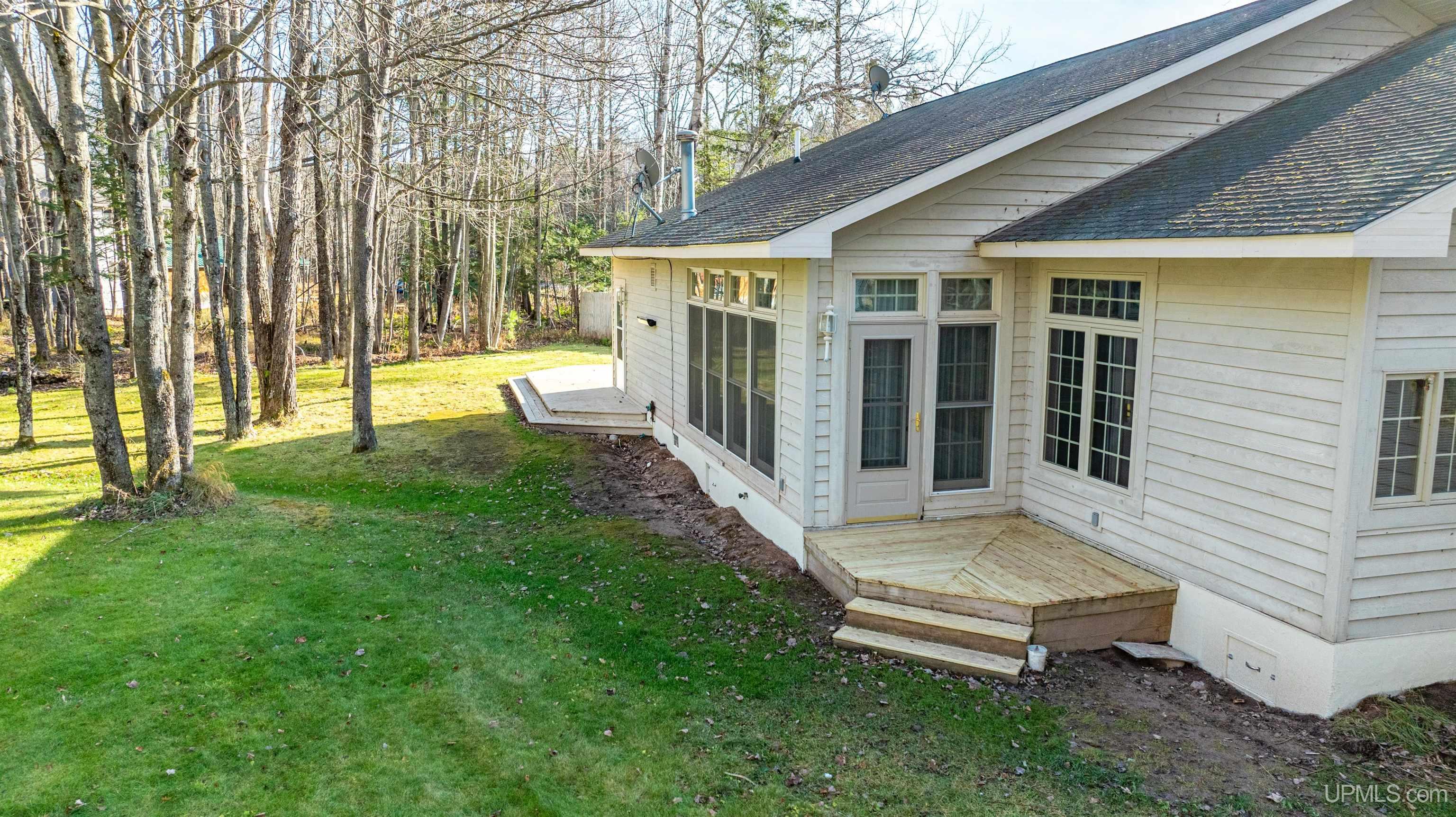 29876 Rabbit Bay Road Lake Linden, MI 49945 - Photo 6 of 84